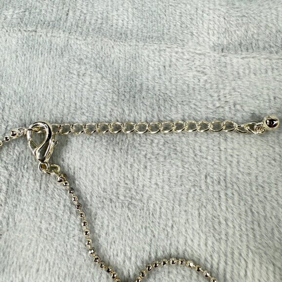 Silver-Tone Prayer Box Locket Necklace Ornate Etching & Purple Gemstone Accents - Picture 9 of 16